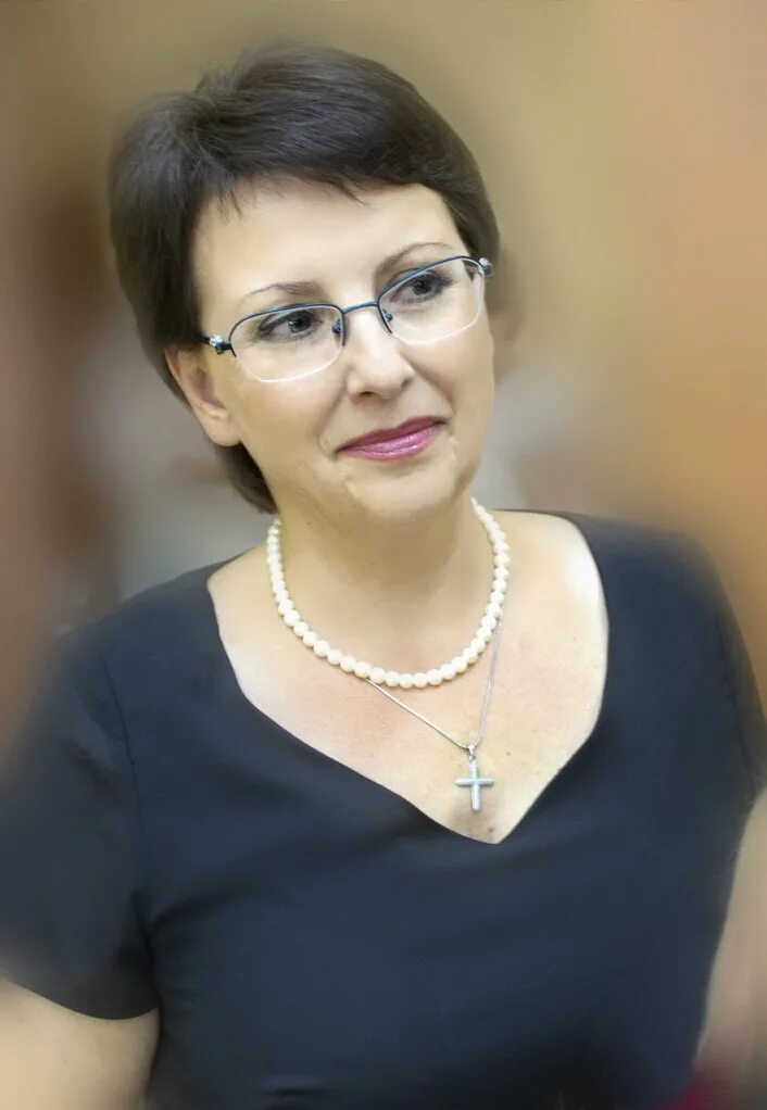 Советский район библиотека имени герцена. Буклук новогодние книги в библиотеке. Барашева татьяна савельевна. Кармызова татьяна савельевна. Сеть публичных библиотек гомель.