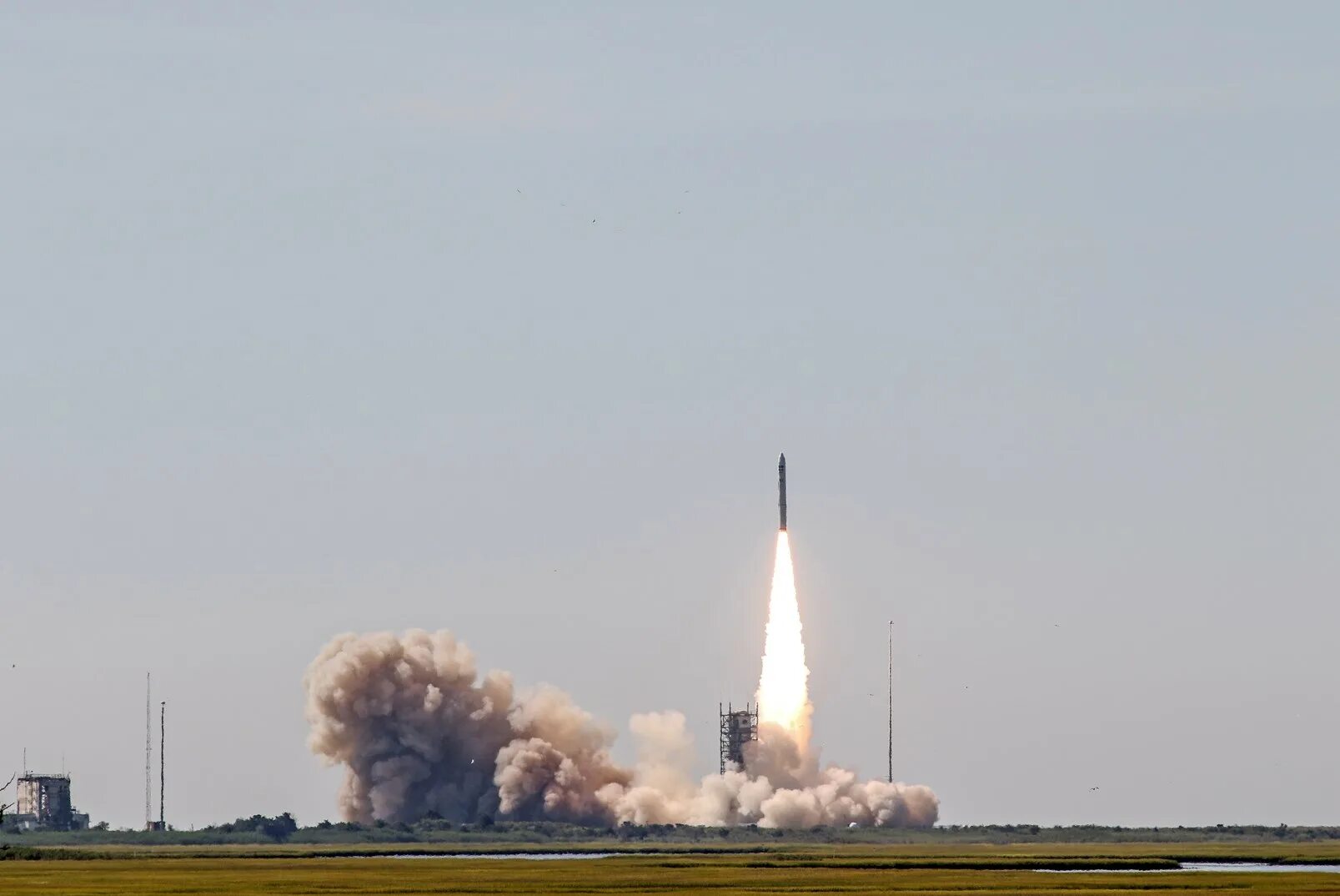 Aam 4. Aam-4 ракета. минотавр 4 ракета. минотавр 2 ракета. ракета с четырьмя крыльями.