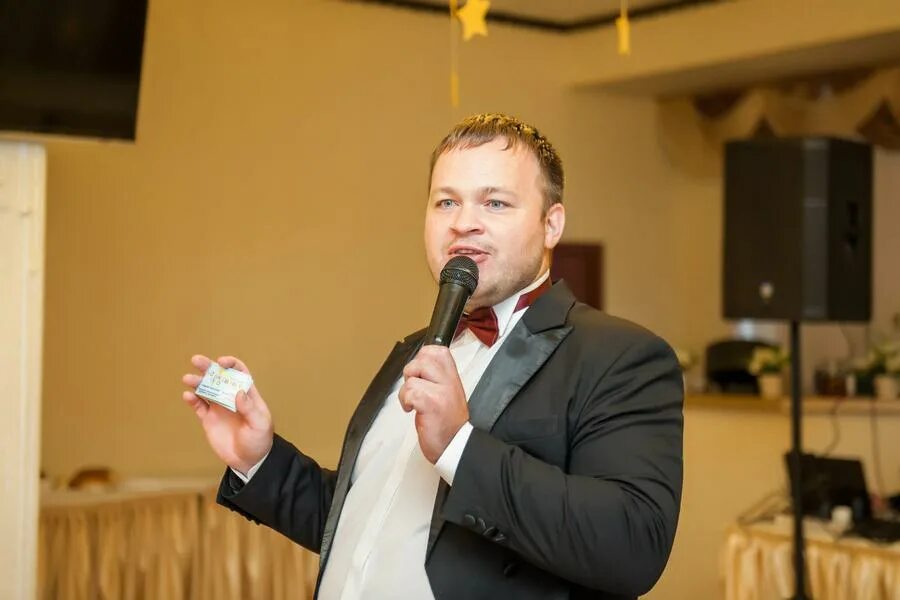 Описание ведущего