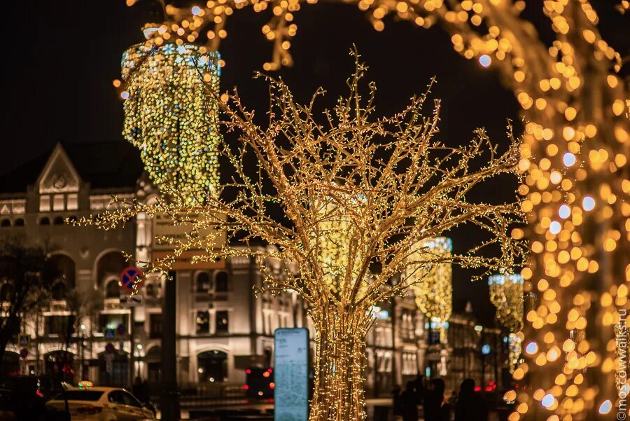 когда снимают иллюминацию в москве. иллюминация в москве. иллюминация в москве 2022. иллюминация в москве. когда снимают иллюминацию в москве.