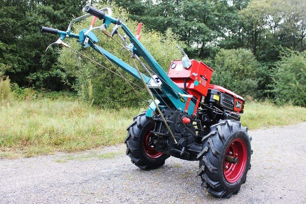 Мотоблок с 2 валами отбора мощности. Мотоблок нева вал отбора мощности. Тяжелые мотоблоки с валом отбора мощности. Мотоблок дизель 12 л. Мотоблок мобил к g85 ch395.