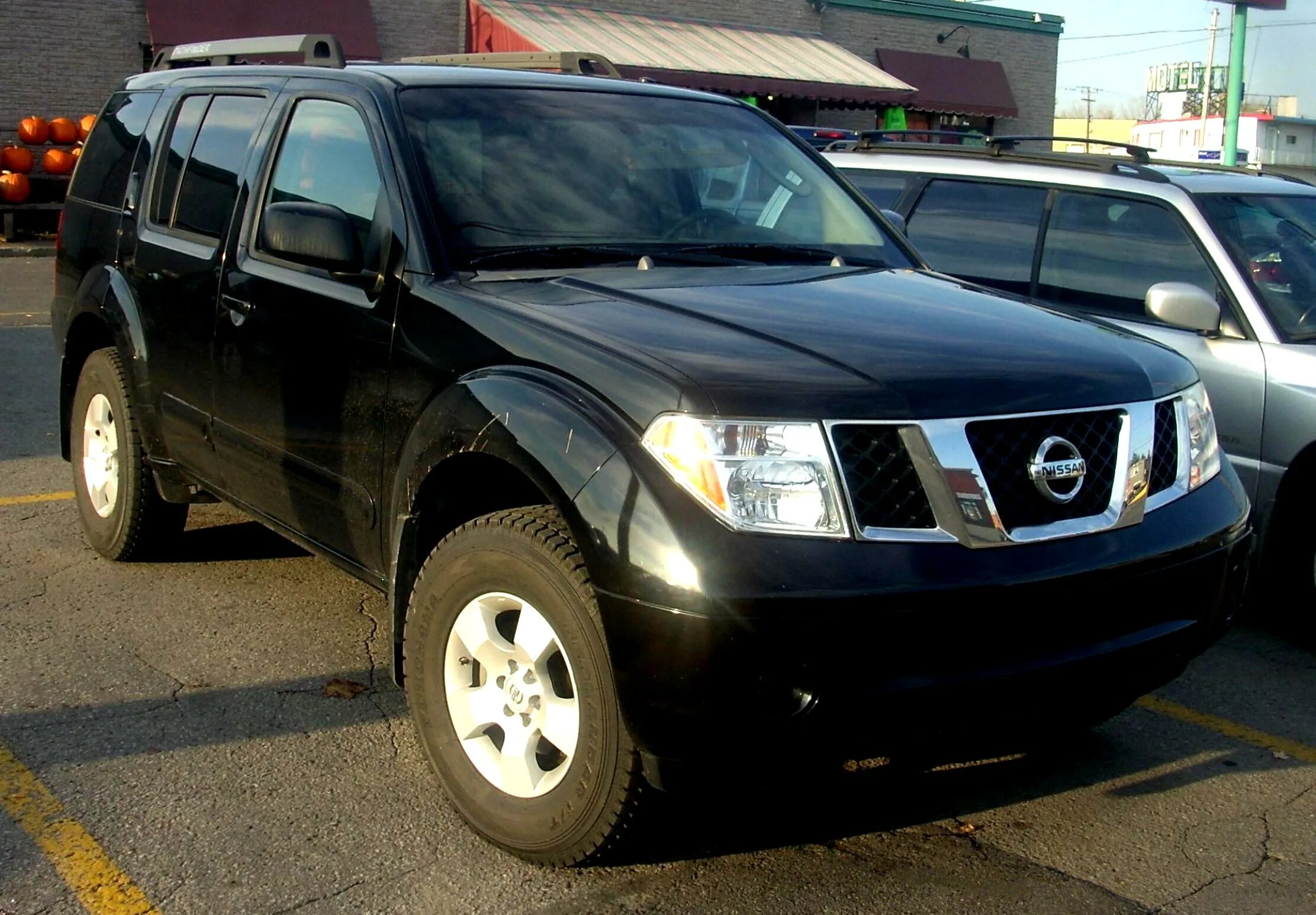 Nissan pathfinder 2005. Ниссан патфайндер 2005 года. Nissan pathfinder (2005–2012). Патфайндер 2005. Nissan pathfinder 2005.
