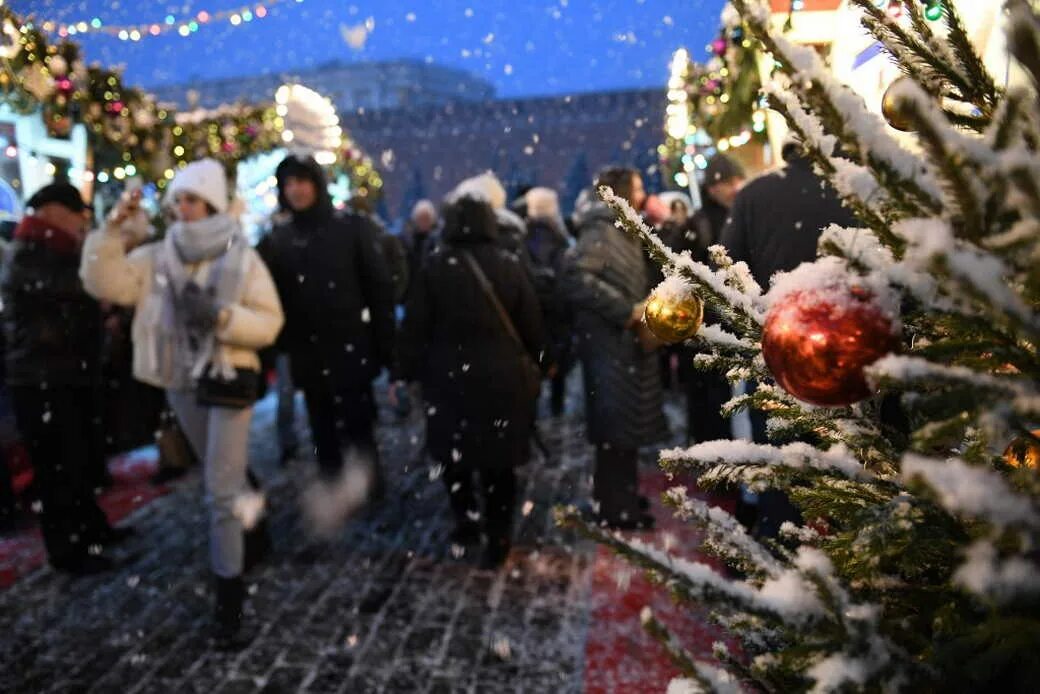 Сейчас декабря. Новый год в россии. декабрь. праздник новый год в россии. 31 декабря новый год.