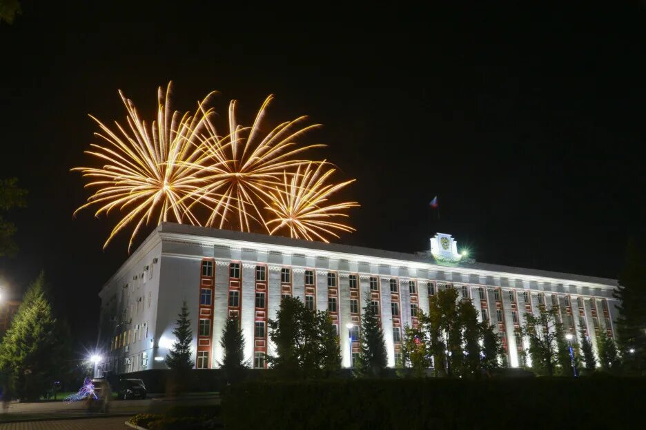 Салют на набережной барнаул. День рождения города барнаул. День города салют барнаул 2021. Барнаул салют 2020. День города барнаул 2018.