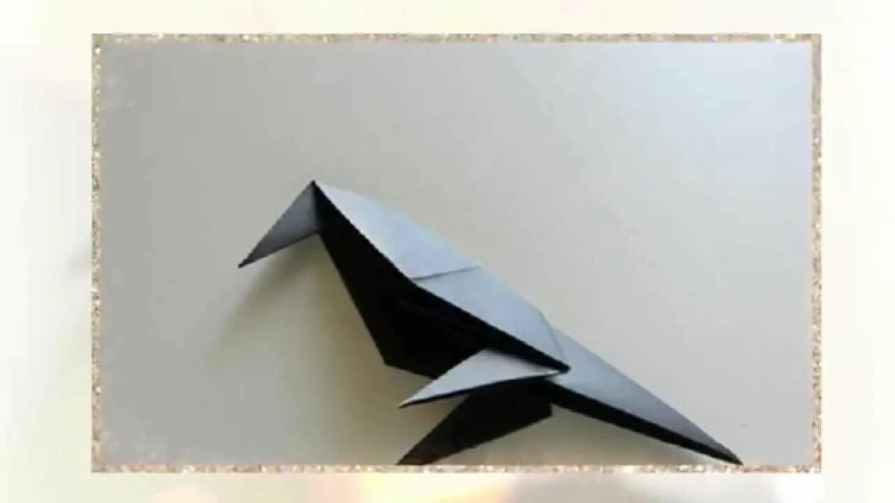 Оригами скворец. Оригами ворона. Оригами ворон. Ворона оригами для детей. Оригами Грач.
