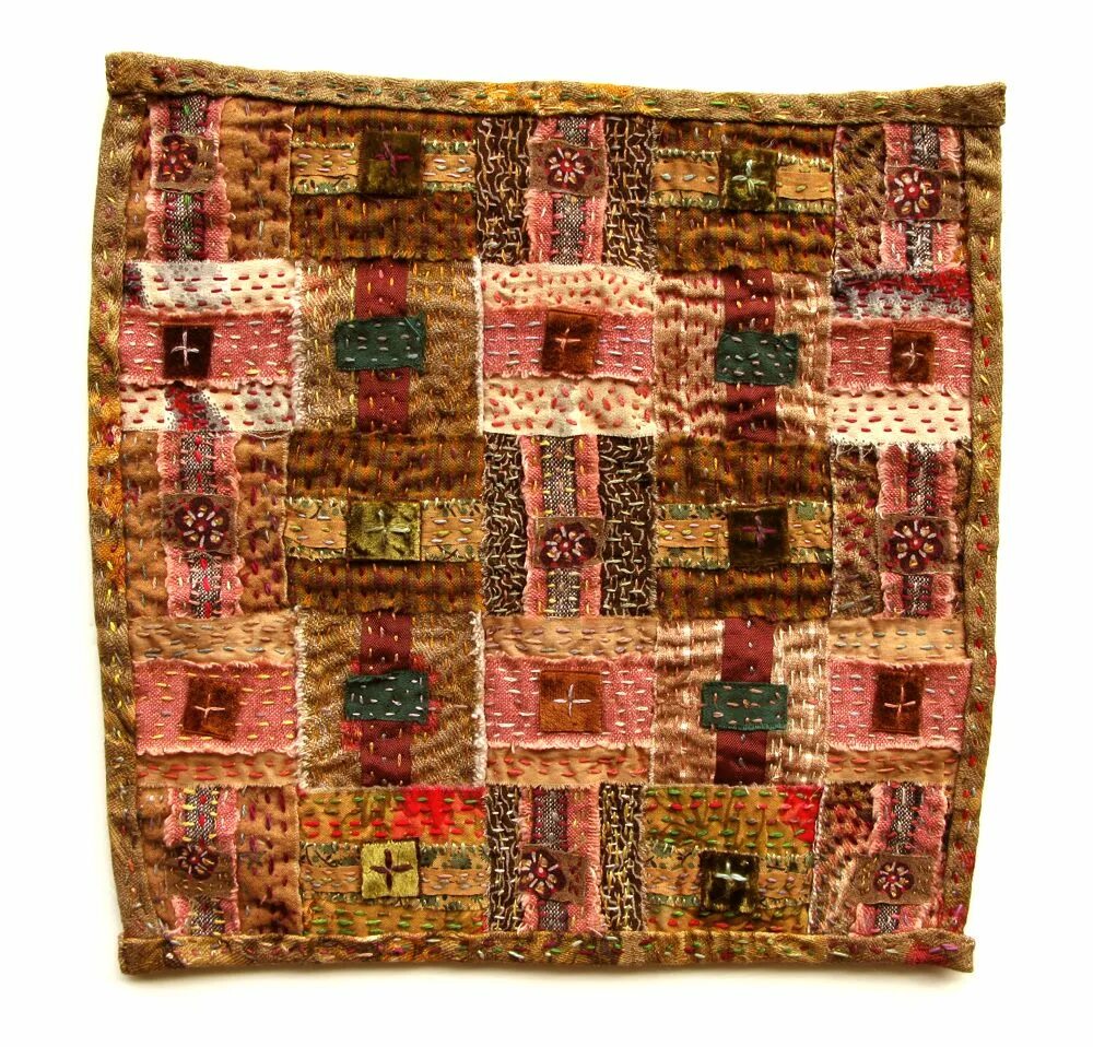 Пэчворк техника боро сашико. Японское лоскутное шитье боро. Японская вышивка сашико боро техника. Японский стиль боро и сашико. Пэчворк боро квилт.