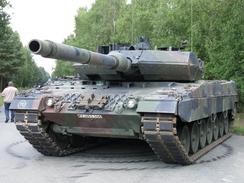 Leopard 7. Леопард 2а4. leopard 2a7. танки leopard 2a7. танк леопард 2.