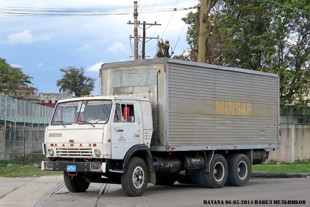 Камазы 53212 бу. Камаз 53212 бортовой. камаз 53212 05. камаз 53212 дальнобой. камаз 53212 изотермический фургон.