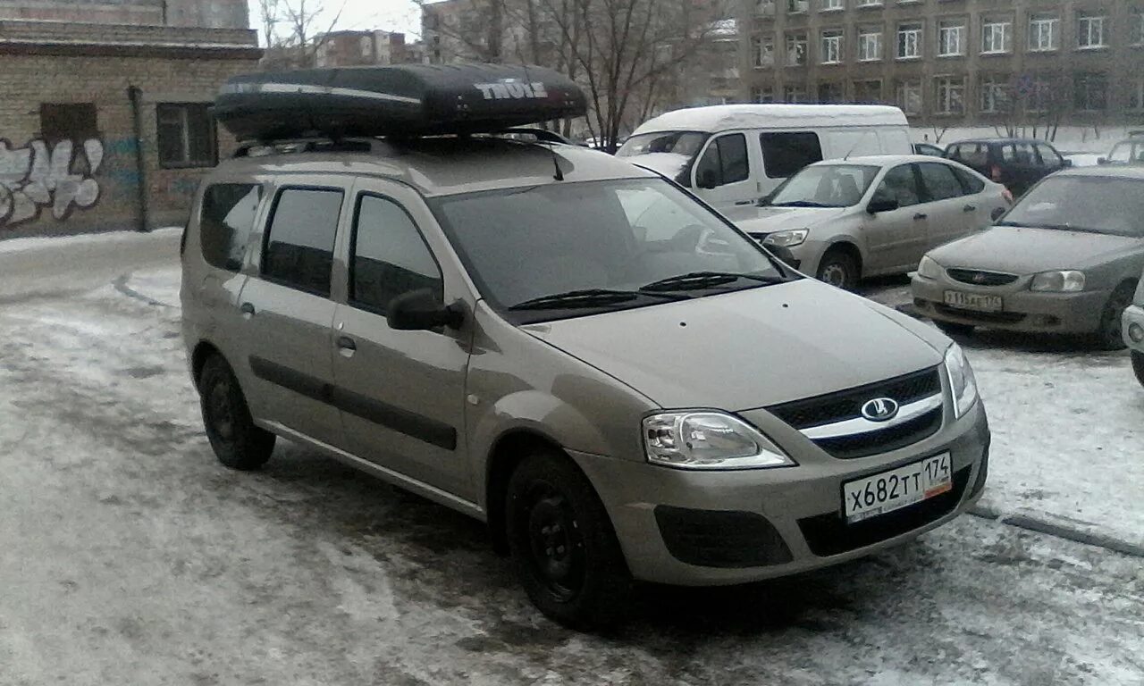 Автомобиль пробеге ларгус. Шкода Ларгус универсал. Ларгус-машина. Номера х505х. Ларгус от Шкода.