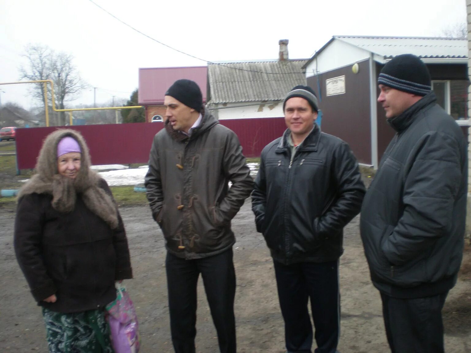 Погода поселке октябрьский павловский. Павловский район поселок Октябрьский. Пос Октябрьский Павловский район Краснодарский край. Посёлок Набережный Краснодарский край. Павловский район поселок Набережный.