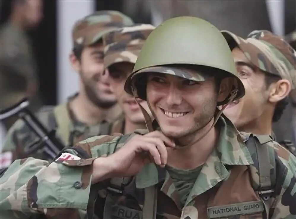Грузины солдаты. Грузинский солдат 2006 год. Самые известные грузинские солдаты.