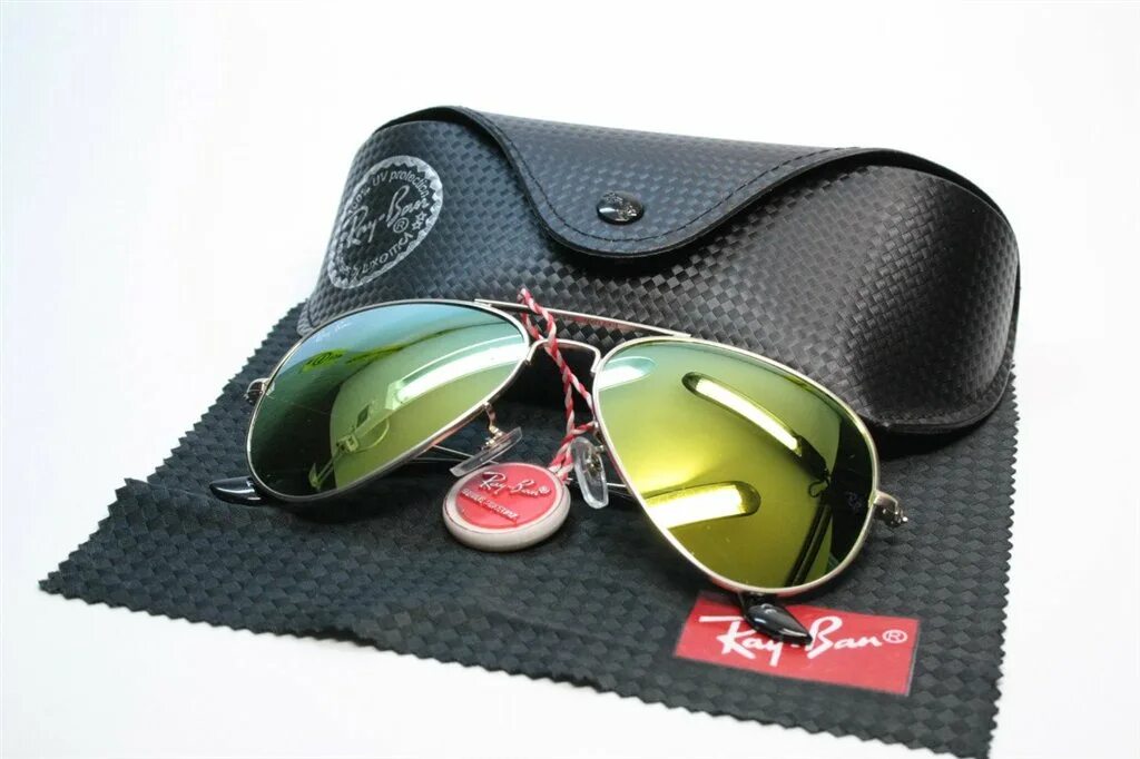 Чехол ray ban. Ray ban Авиатор футляр. Складные ray ban Aviator. Очки ray ban Авиаторы. Ray ban 3697 футляр.