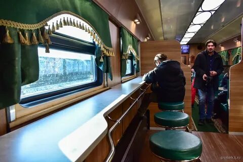 Ретропоезд в рускеалу из спб