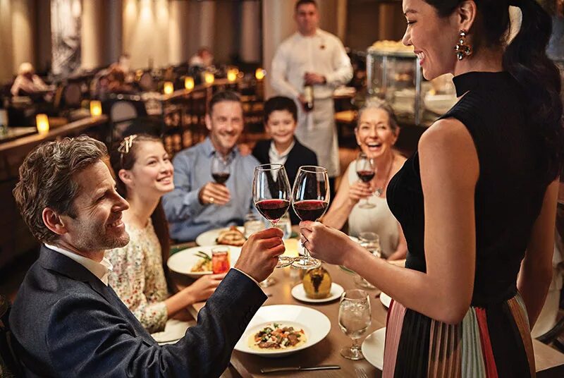 Restaurants Should Be Able to Rate Customers, Too