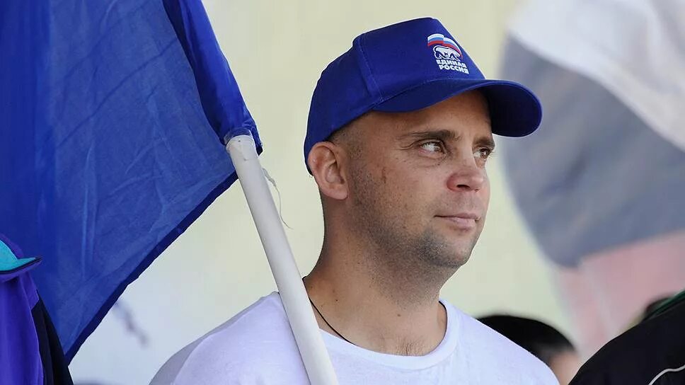 Ишутин вадим борисович. Дота игрушка денди. Н. Пётр ишутин. Ишутин михаил.