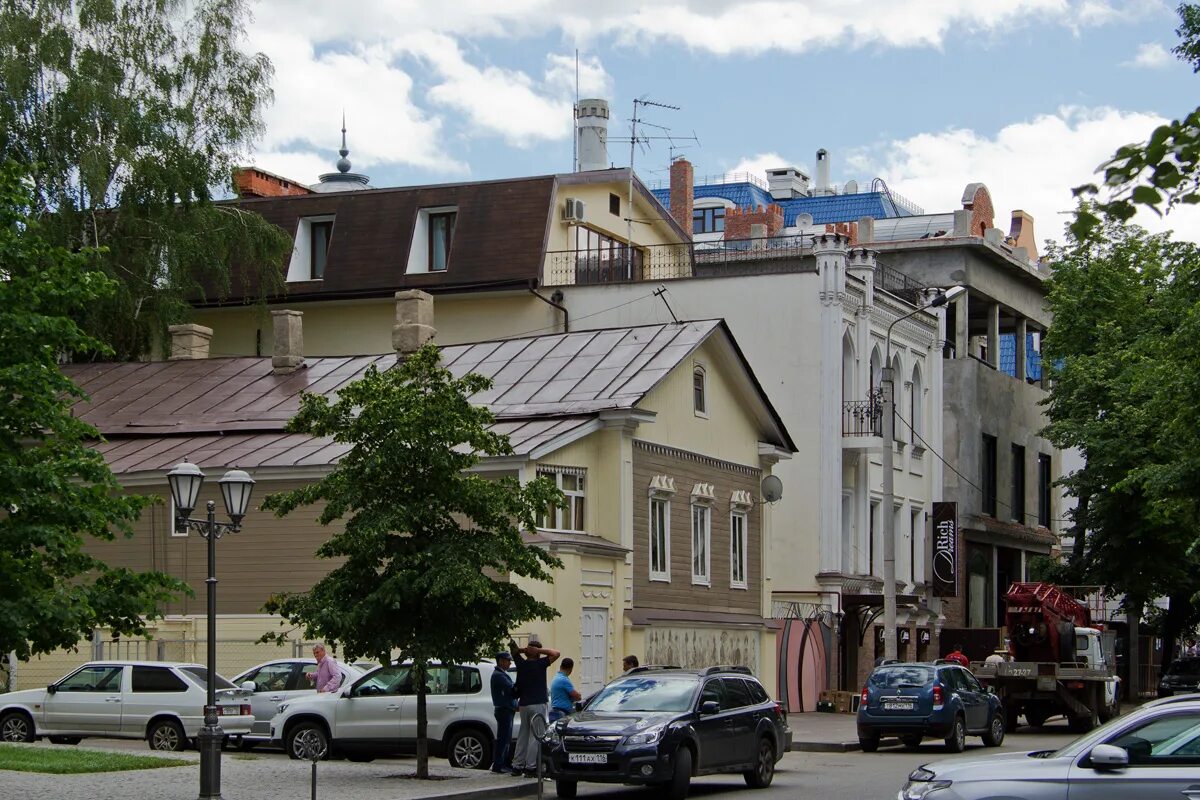 16 2 этаж. Красная д. Клиника онкостоп казань большая красная. Малая красная улица 13 казань. Б красная 8 онкостоп.