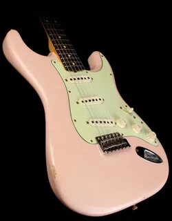 Гитара fender
