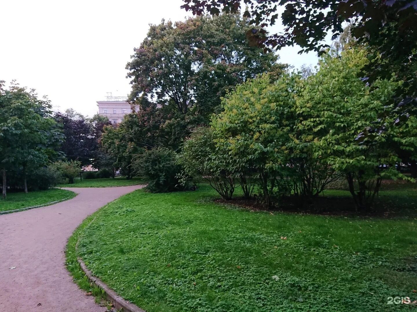 Южная роща 14а вологда. Ахлебиновская роща тамбов парк. Ахлебиновская роща тамбов на карте. Ахлебиновская роща тамбов лавочки. Южная роща спб.