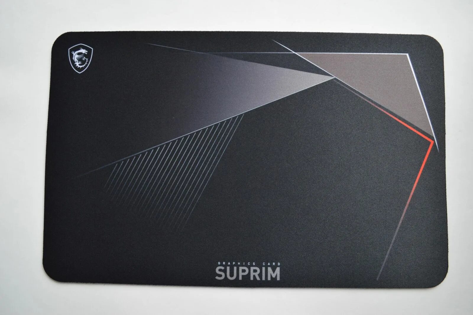 Rtx 4080 super msi suprim x. Коврик MSI Suprim. MSI Suprim x коврик. 3080 Suprim. 4080 Suprim x коврик для мыши.