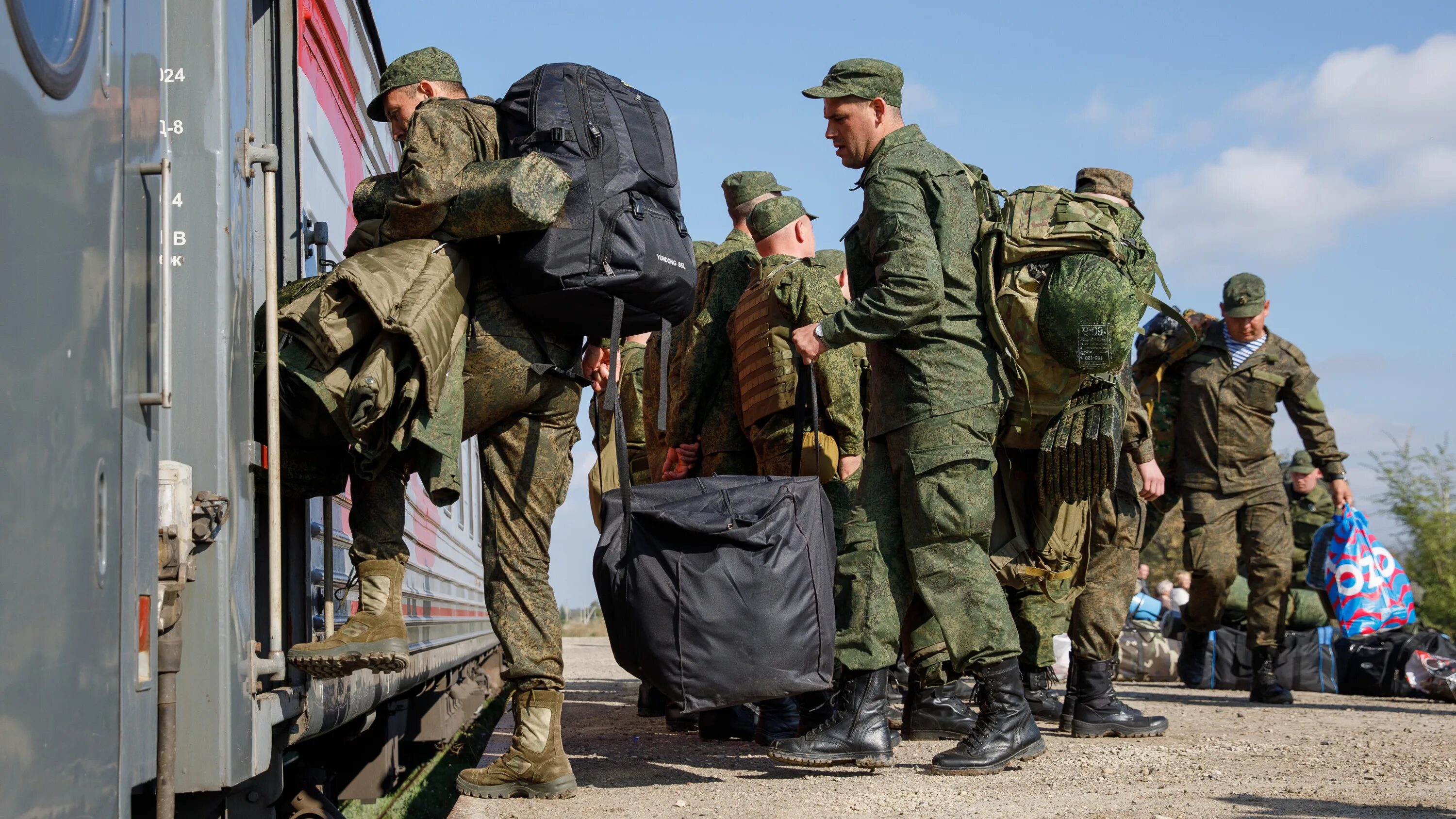 Мобилизованные сво свежие новости. Мобилизация. Российские военные. Военные Украины. Военная экипировка.