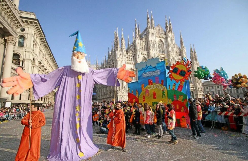 Карнавал в Милане. Амброзианский карнавал. Праздники в мае в Италии и карнавалы. Казилия.