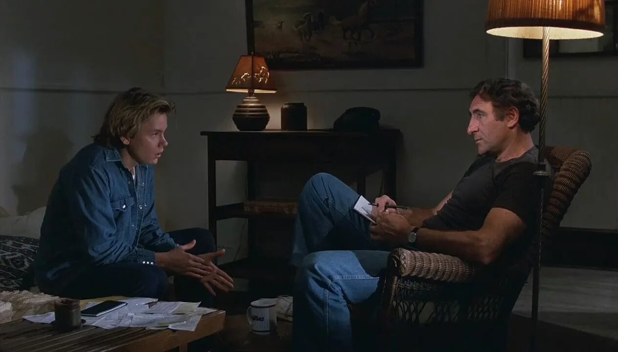 Run on empty. Ривер феникс 1988. running on empty 1988. river phoenix running on empty.