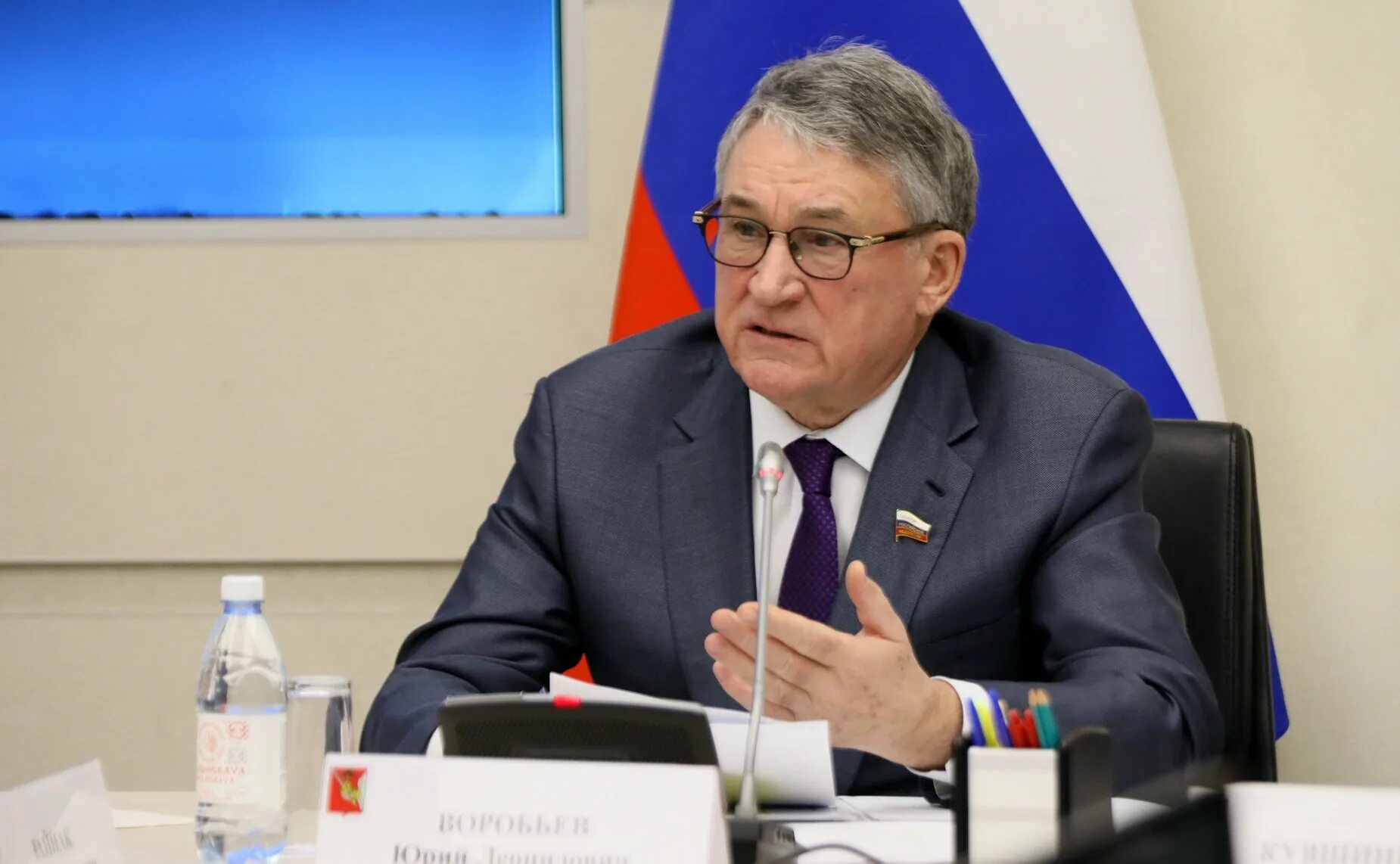 воробьев юрий юрьевич санкт-петербург. воробьи кормятся. сенатор воробьев вологодская область. телеканал 360 подмосковье спортивные комментаторы. зайцев игорь александрович лор отоларинголог.