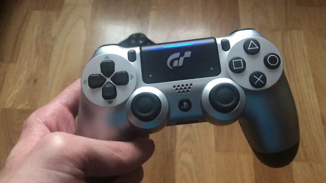 Как подключить джойстик к планшету. Геймпад ps4 Gran Turismo. Dualshock 4 Limited Edition. Dualshock 4 Gran Turismo. Джойстик Gran Turismo ps4.