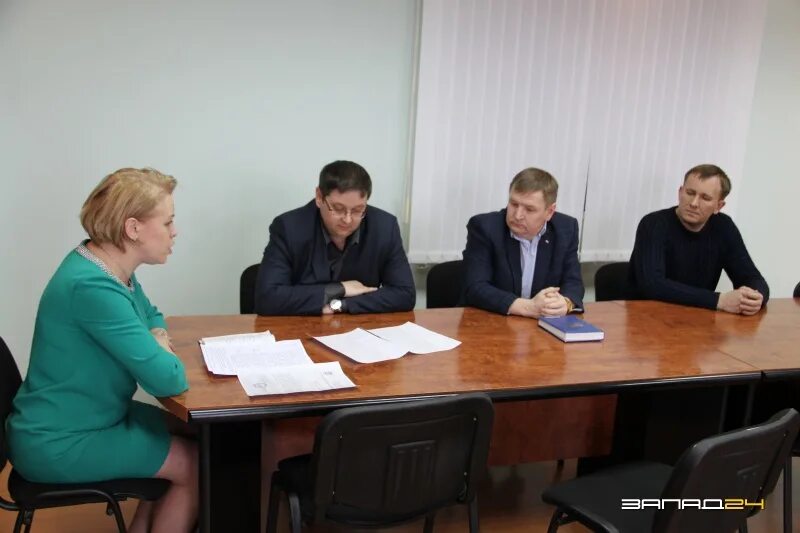 Назарово подслушано запад24. Назарово горсовет 2022. Новости запад 24 назарово красноярский край. Запад 24 назарово. Назарово горсовет 2022.