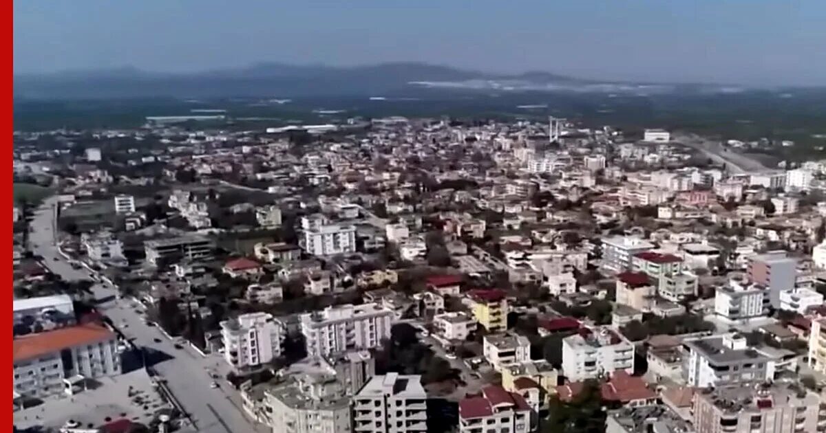 Искендерун турция достопримечательности. Искендерун турция. Стамбул после землетрясения. Землетрясение в турции 2023 года. Кахраманмараш землетрясение.