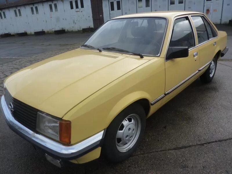 Опель рекорд купить. Opel Rekord e1. Opel Rekord 1981. Опель рекорд e1. Opel Rekord e323.