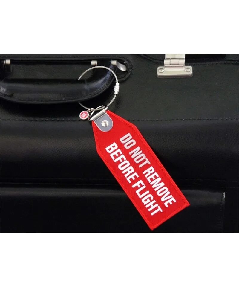 Do not remove. Ремувка cessna. бирка remove before flight. airbus ремувки. remove before flight на рюкзаке.