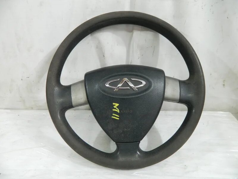 Как снять руль чери тигго. Руль чери м11. m113402010. chery m11 кнопки руля. chery m11 салон руль от.