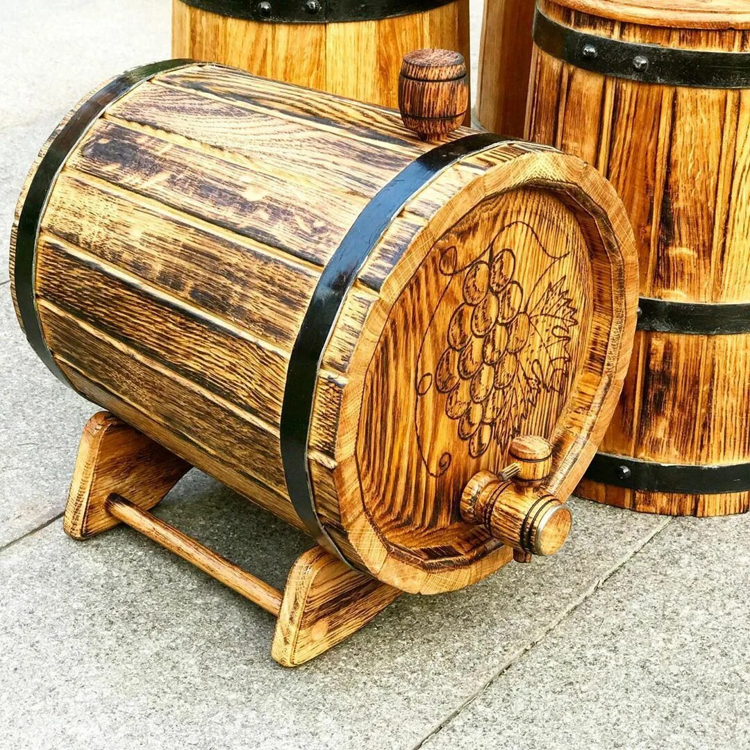 Укр бочка. Дуб баррель Barrel Oak. Деревянная бочка. Деревянный бочонок. Делает кадки