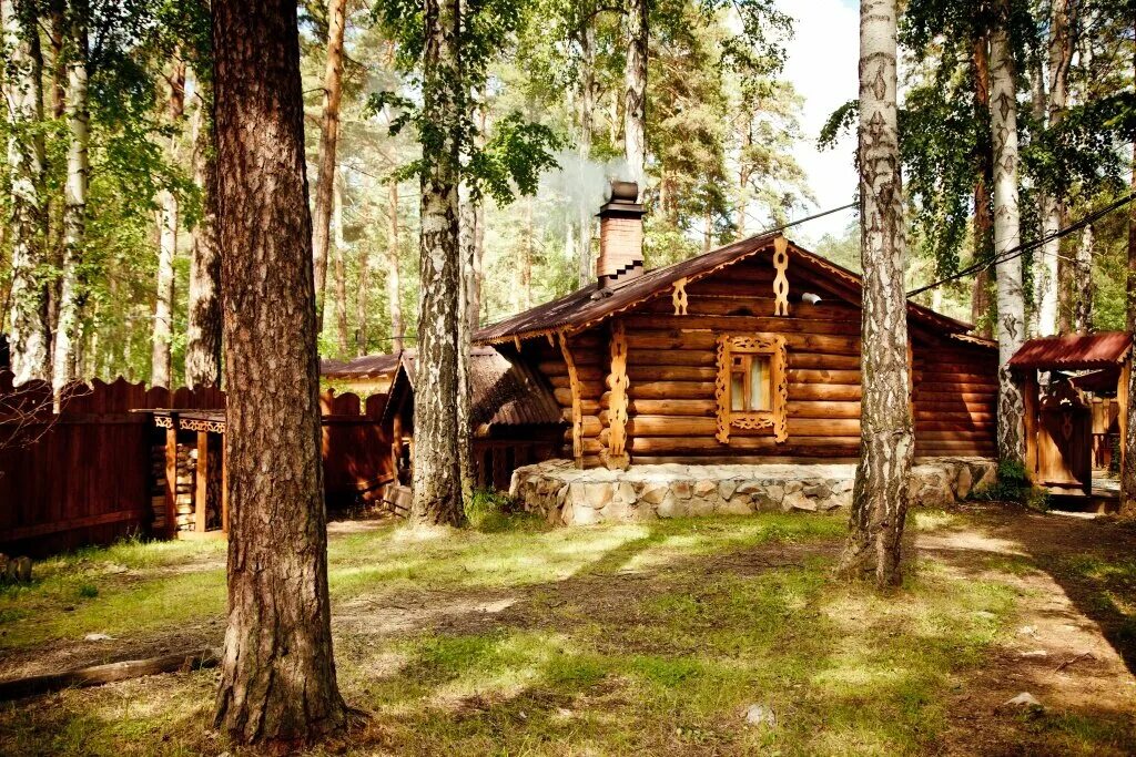 отдых в лесу свердловская область. чусовское озеро турбаза. турбазы свердловской области. турбаза лесное озеро урицкое. отдых в лесу свердловская область.