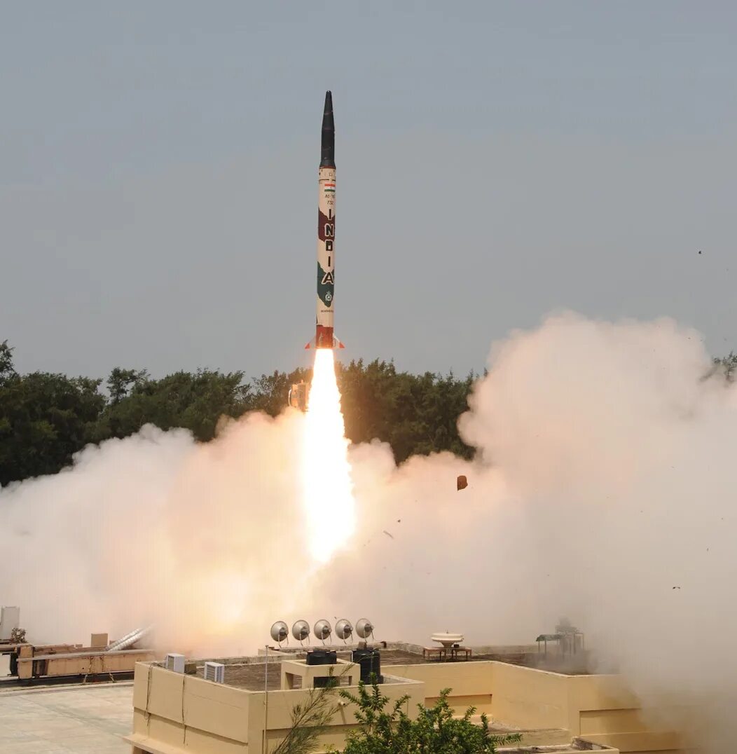 Агни 1. Agni-i баллистическая ракета. индийские баллистические ракеты. агни ракета. мбр индии.