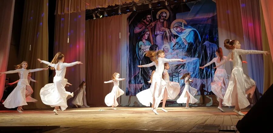 дк россии рославль афиша. королев рославль концерт. дк ростислав рославля смоленской области. королев рославль концерт. дк россия рославль.