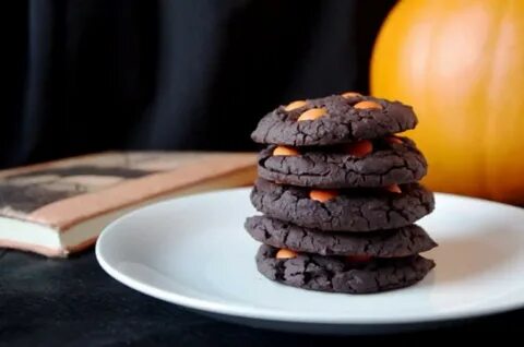 Black cookies