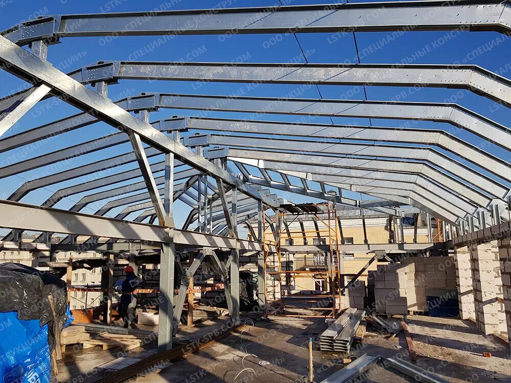 ангар 24х18. специальные металлические конструкции. стройка металлоконструкции. металллически еконстуркции. металлоконструкции.