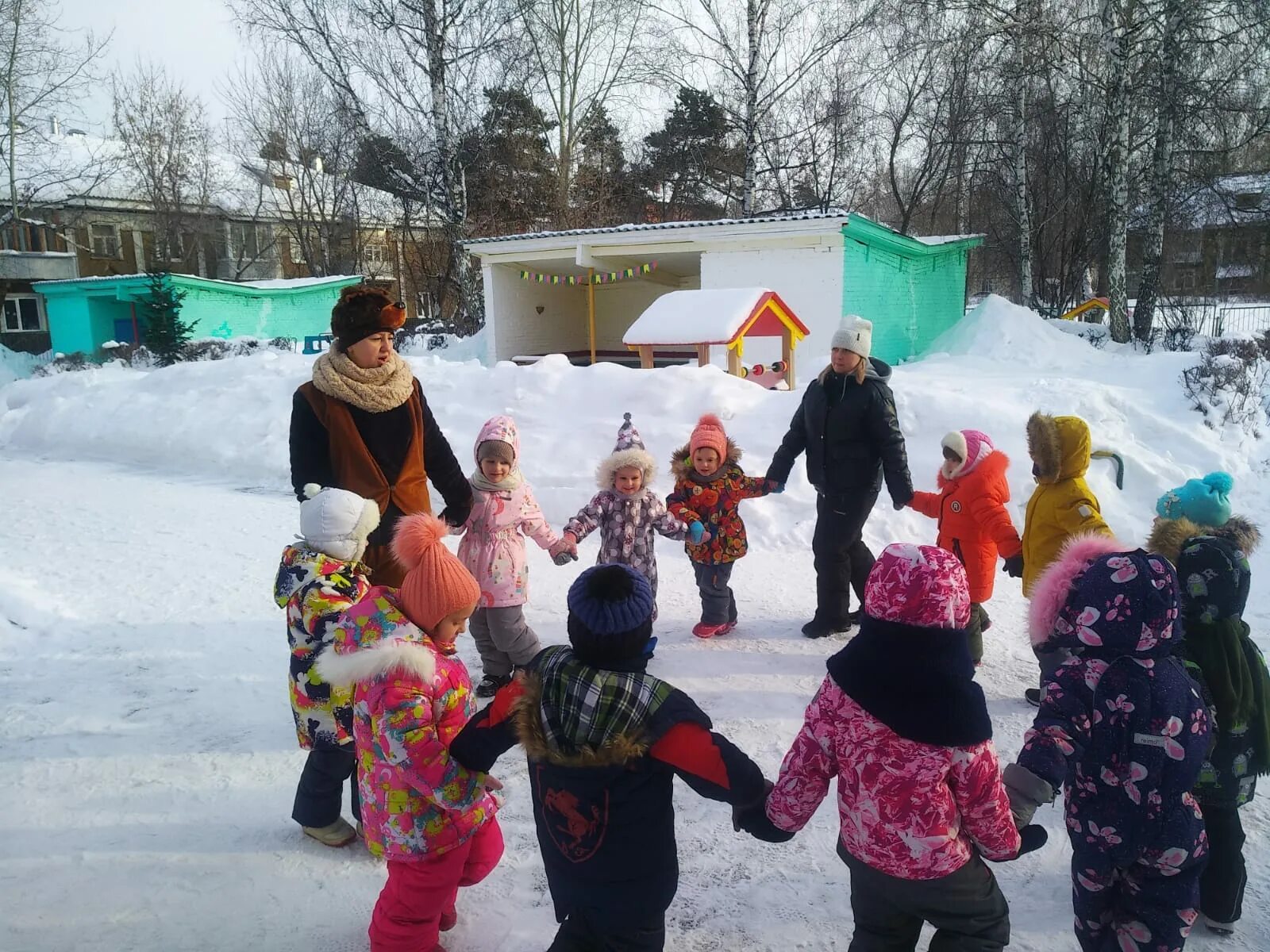 Масленица в детском саду. Праздник Масленица в детском саду. Дети в детском саду. Масленица в ДОУ. Сценарий масленицы в детском саду средняя группа