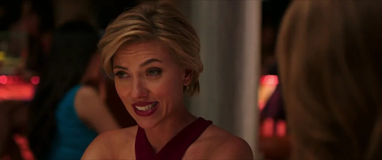 Скарлетт йоханссон 2017 очень плохие девчонки. Girl lost: a hollywood story 2020. Скарлетт йоханссон и зои кравиц. Она очень плохая девочка. Меган фокс тело дженнифер.