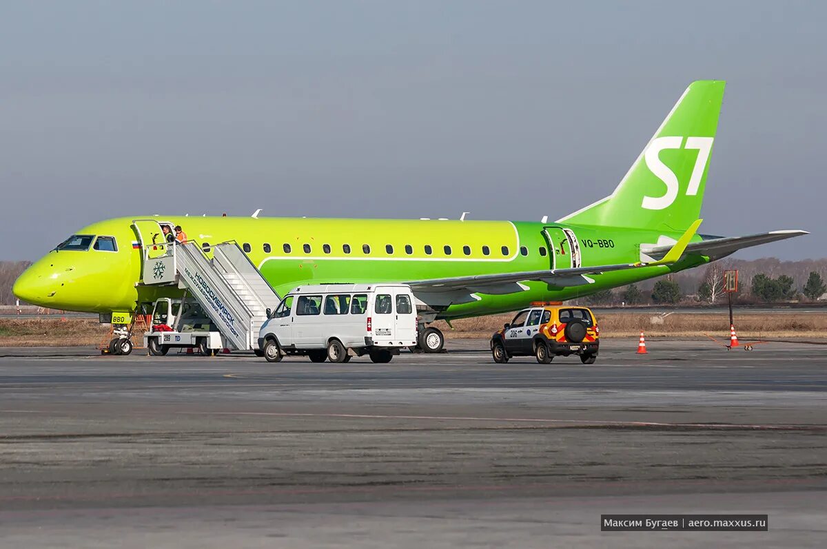 Купить авиабилеты на самолет эссевен. Самолёты авиакомпании s7 Airlines. A320 Neo s7. S7 Airlines авиакомпания Новосибирск. Самолеты авиакомпании Севен Эйрлайнс.