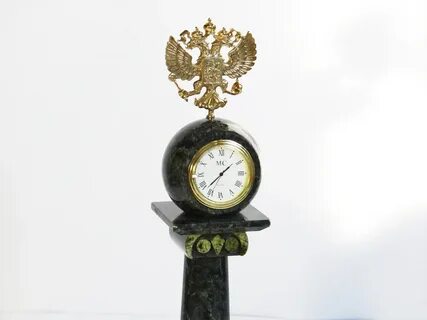 Часы колонны