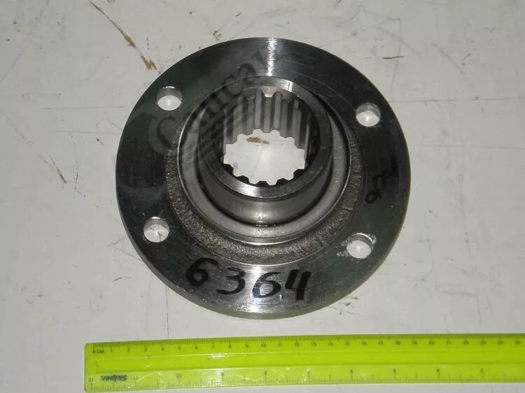 Фланец среднего моста 22 зуб маз 6312. Фланец заднего редуктора man 81. Фланец среднего моста. 64226-2502129-050 фланец. Фланец howo 46 шлиц.