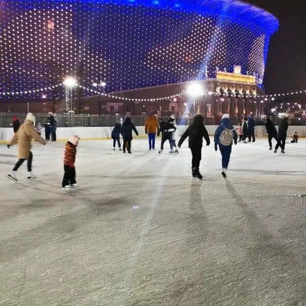 Каток Центральный стадион Екатеринбург. Каток Арена парк Екатеринбург. Арена парк ЕКБ каток. Арена парк екатеринбург