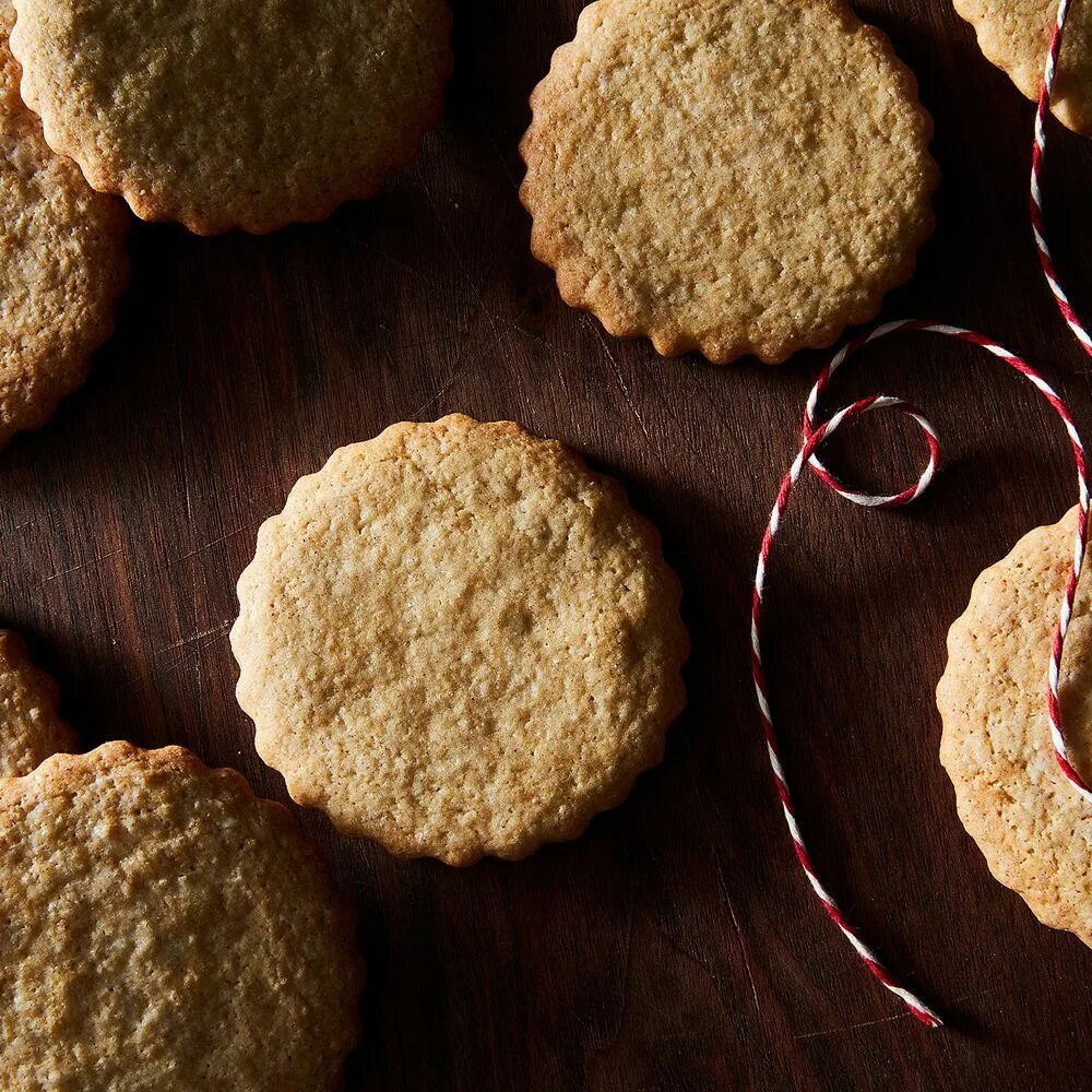 Grandma cookies. Печенье. Сахарное печенье. Печенье «песочное». Печенье с сахарной посыпкой.