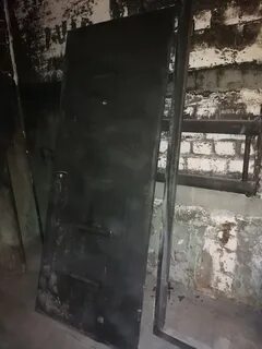 Подростки подожгли шкаф