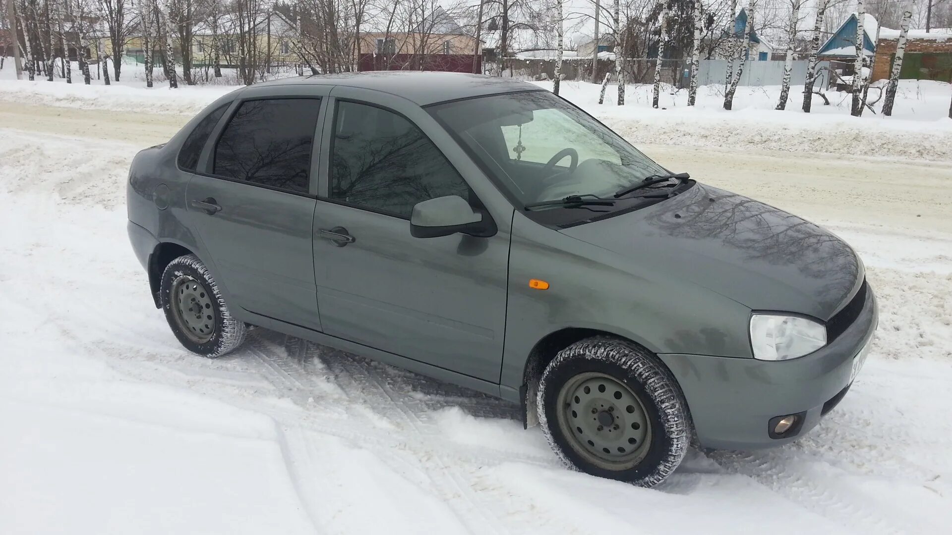 Калина серого цвета. Лада калина 1 темно серый металлик. Лада калина седан 2008 года серо зеленая. Калина 2008 седан серый. Лада калина 2006 седан бежевый.