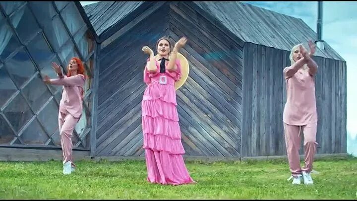Ханна и артик. Ханна целуемся. Ханна видеоклипы. Ханна фото. Поцелуй ханна.