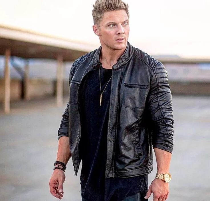 Steve wear. Stephen james без футболок. Стив джобс в молодости. Steve wear. Stan ray tropical jacket.